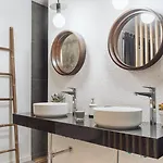 Seaview Apartment